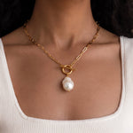 Load image into Gallery viewer, Pearl Drop Knot Chain Necklace
