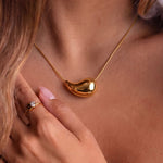 Load image into Gallery viewer, Curved Bean Pendant Necklace