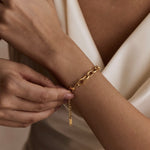 Load image into Gallery viewer, Chunky Gold Link Chain Bracelet
