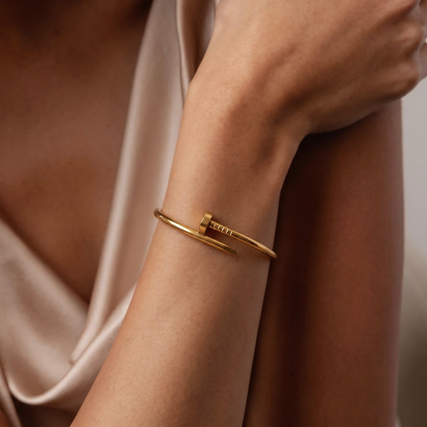 Minimal Bar Cuff Bracelet