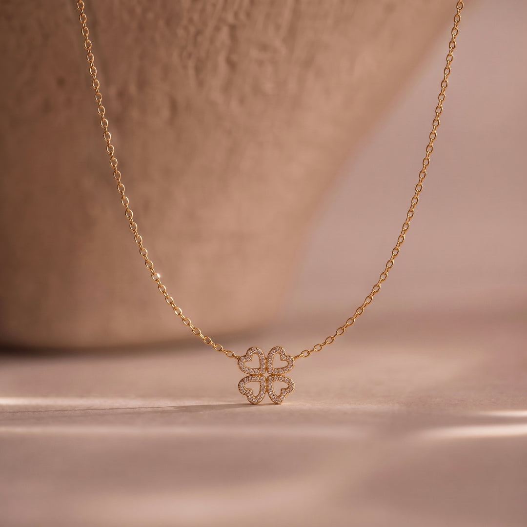 Wavy Chain Necklace with Flower Pendant