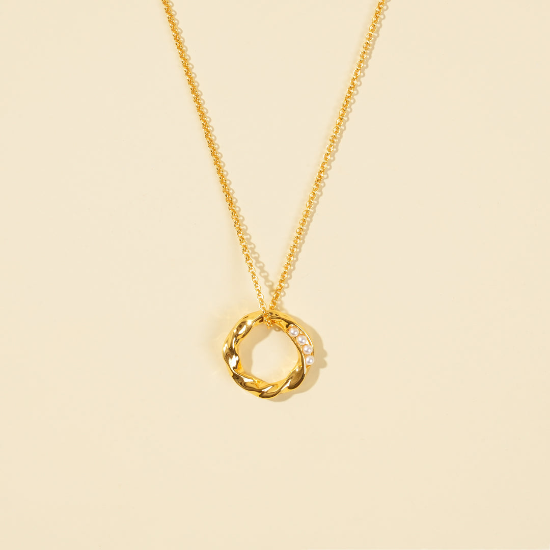 Circle Ring Silver Pendant Necklace