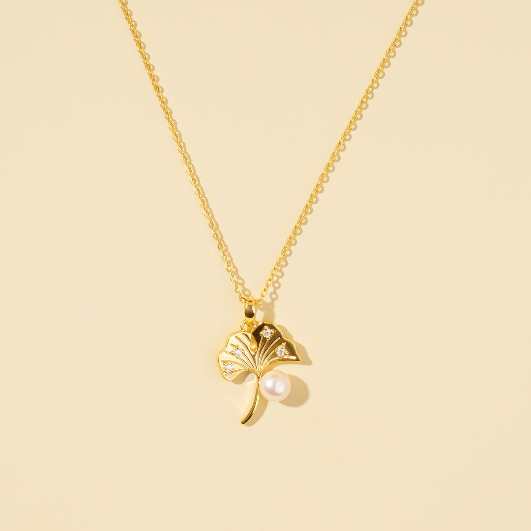 Ginko Leaf Gold Pendant Necklace